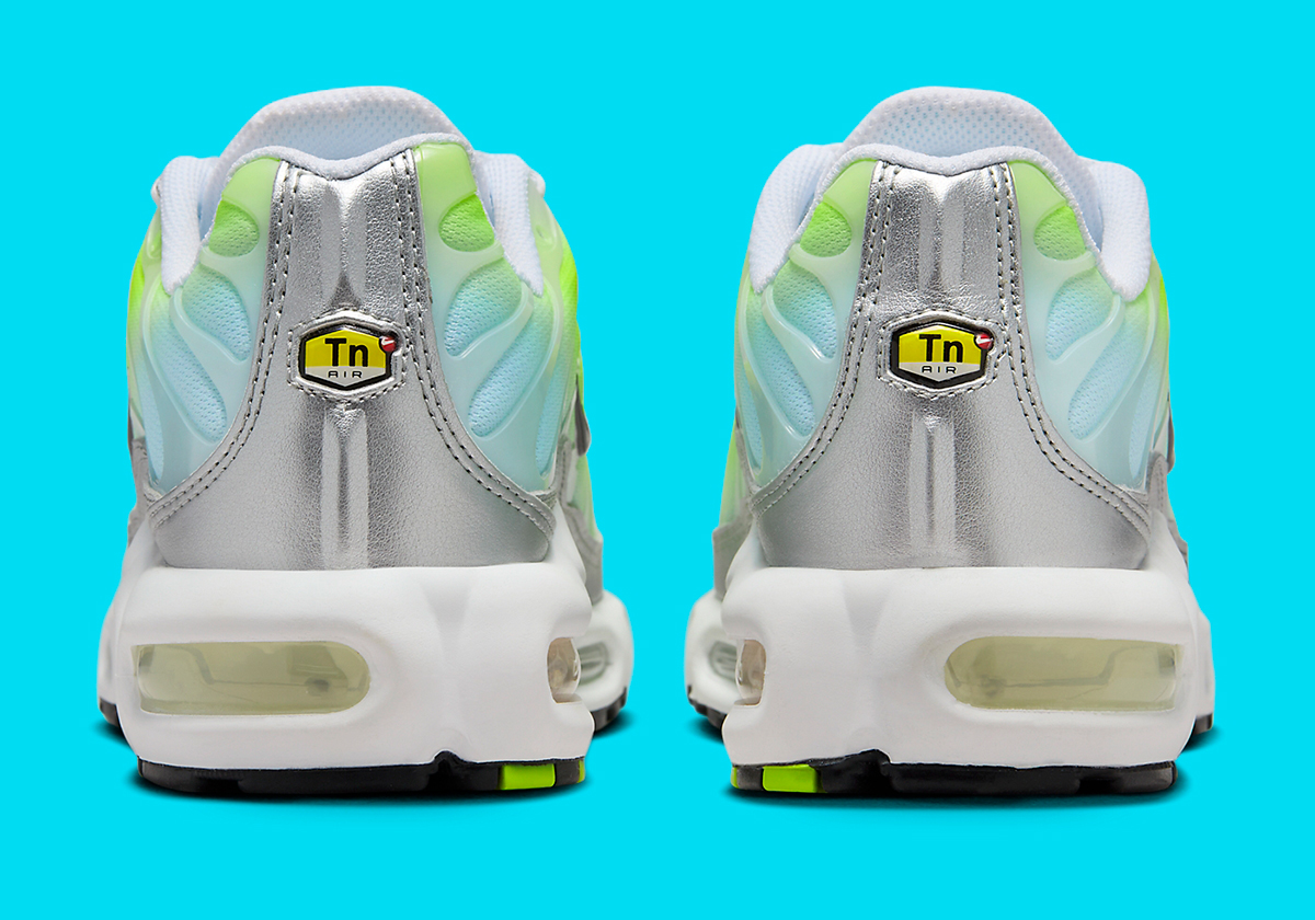 Nike Air Max Plus Silver Neon Aquarius Blue Hj9574 100 6