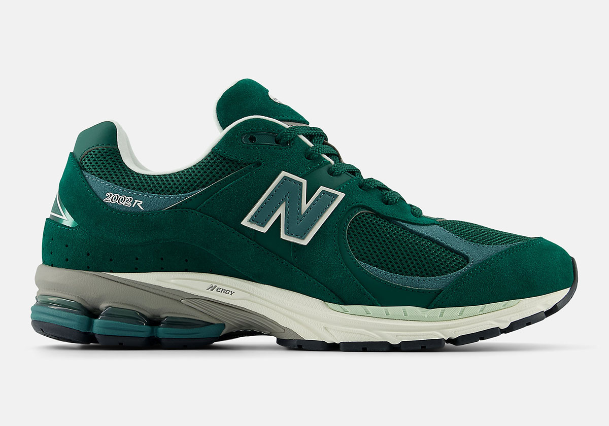 New Balance 2002r Green Suede M2002rfk 1