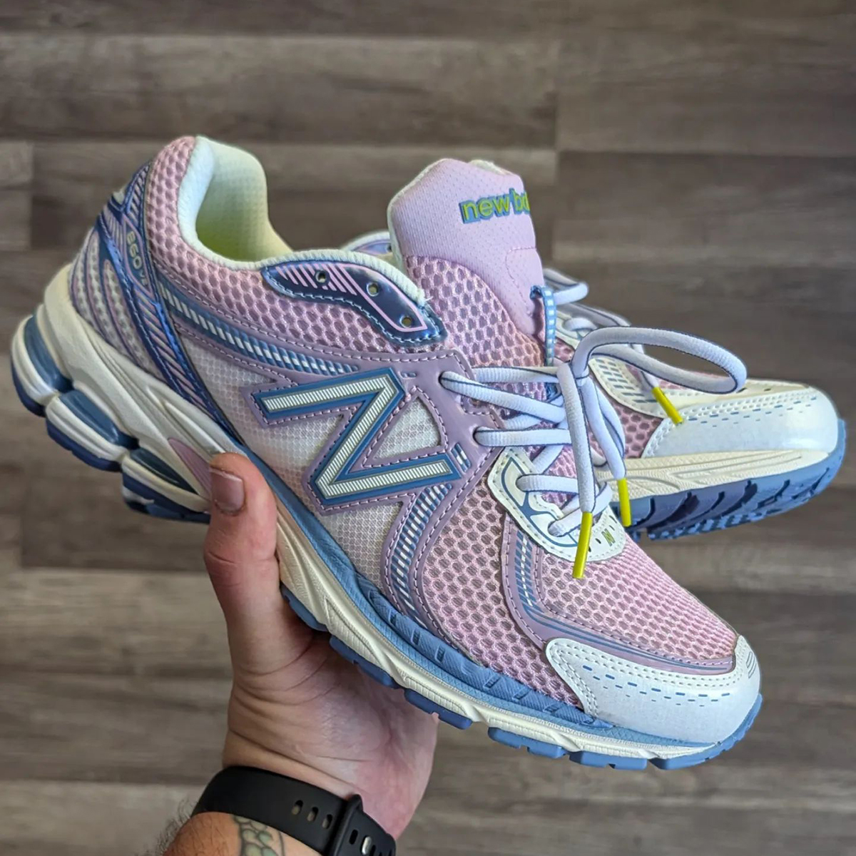 Up There New Balance 860v2 Ml86out2 1